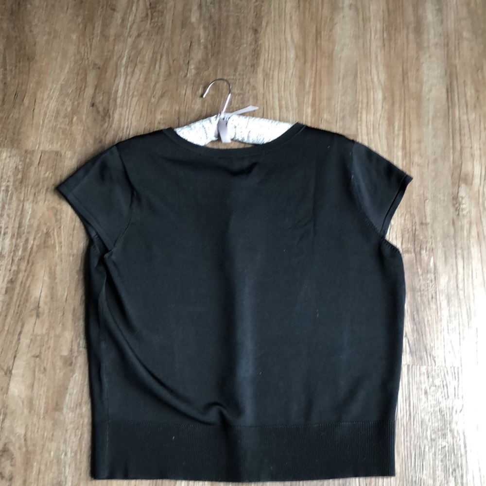 WHBM Cap sleeve cardigan in black with Pearl Buttons - Picture 4 of 9
